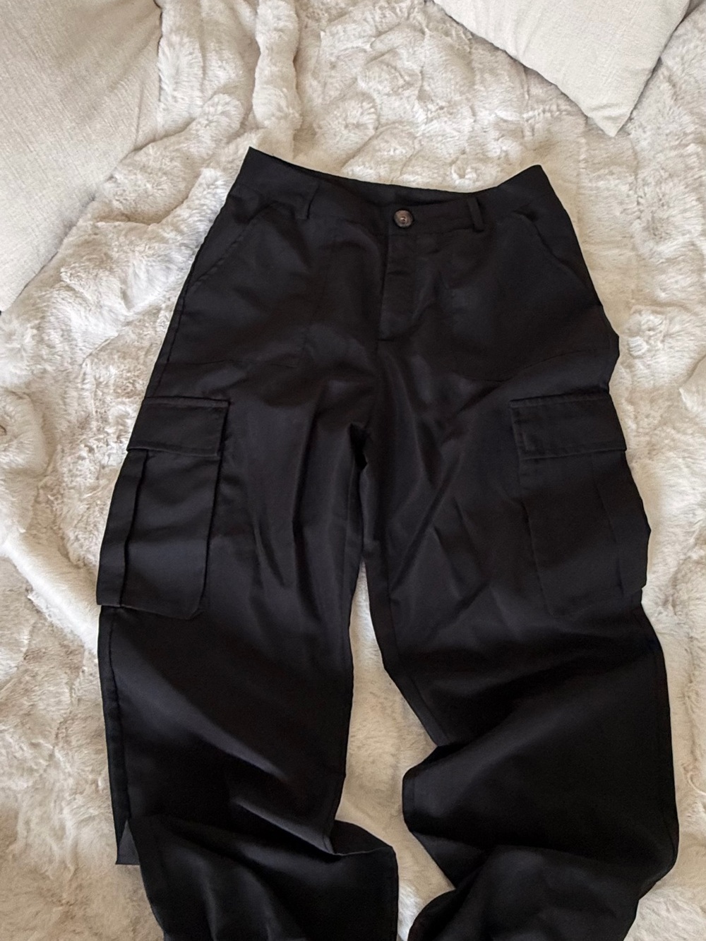 Woman Black Cargo Pants - Classic Utility Style